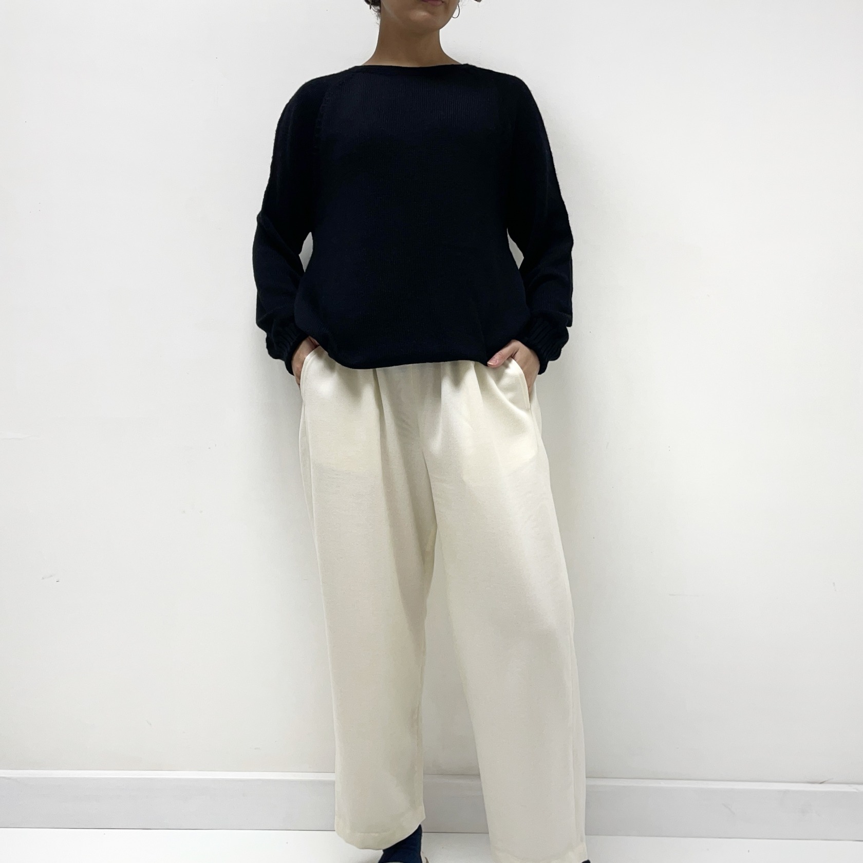 ファブリックスのウールセーター（丸首）